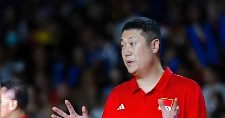 快攻失配，吊球没防起来！中国女排输得一塌糊涂 赵勇很想念2人