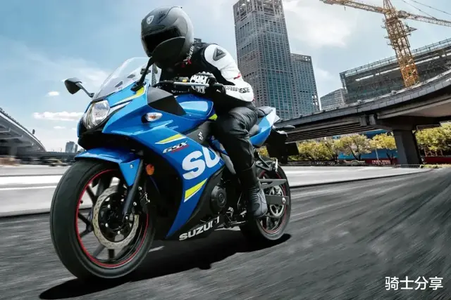 一代神车GSX250R，骨折清仓价16980元，但你买不到还不如等新款
