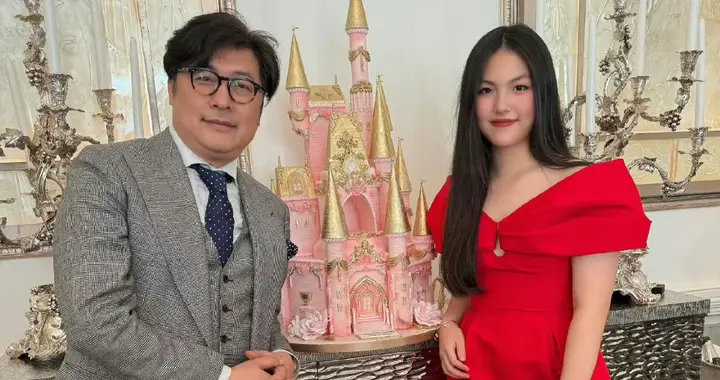 王诗龄生日：母女合照温馨，父女合照有爱，祝福满满！