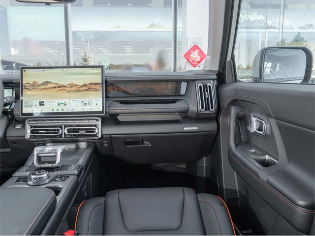 奇瑞捷途又出方盒子，喝92粗粮+油耗6.69L，牙嵌锁+智能四驱，香