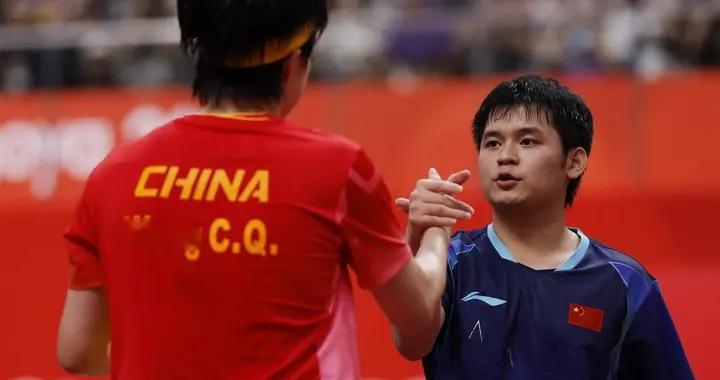 4比0横扫王楚钦！林诗栋加冕三冠王，队长三项全银太扎心