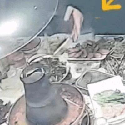 月亮不会奔向你：离谱！ 2026年2月辽