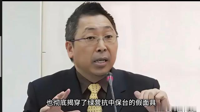 剑媒体漫途：台湾时政评论员唐湘龙表态：郑