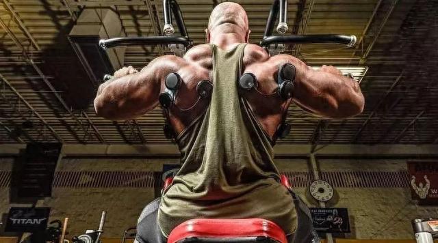 宇航员如何保持身体强健？