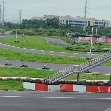F1早知道：你知道吗？卡丁车比赛的团队协