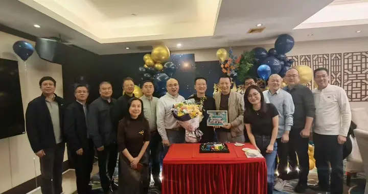 华为智界CEO官宣，智界V9凝练纯血华为全栈智能