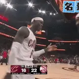 赛场总裁：  “行了！