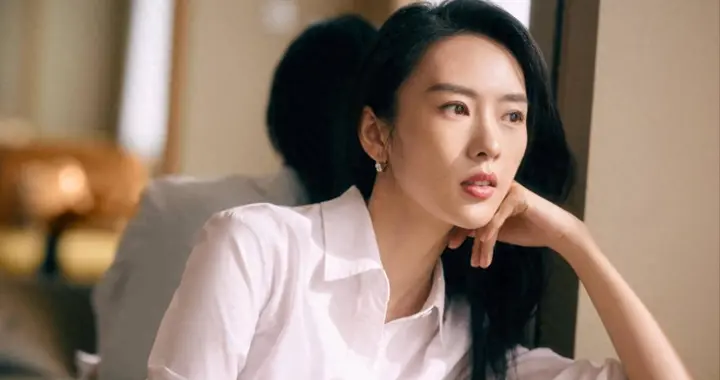 分手22年，40岁的童谣高调官宣喜讯，早已成为张默高攀不起的存在