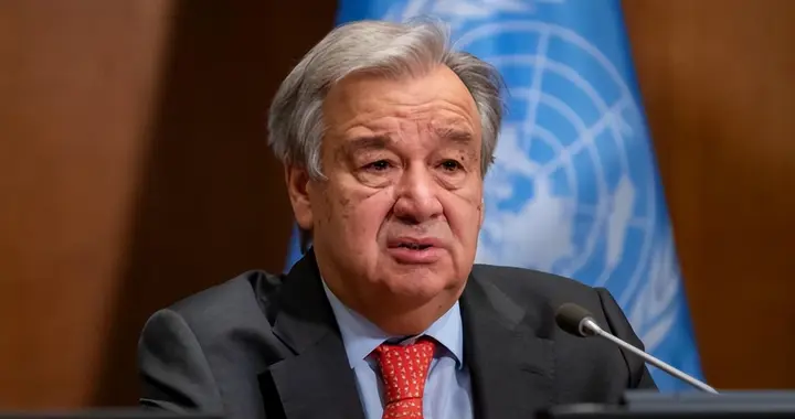 普京急表态，要跟中国商量大事，特朗普眼巴巴盼着：中国给个面子