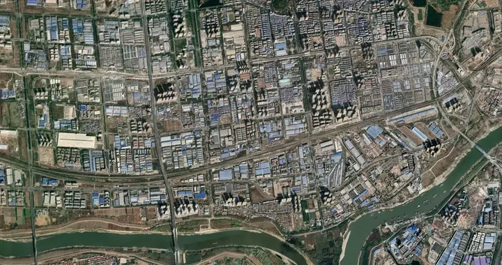 武汉市东西湖，为什么有这么多的工厂呢