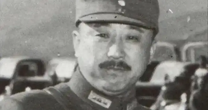 老蒋把他软禁起来，结果他一出来日军就跑了？这人到底什么来头