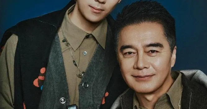 何晴儿子：父亲再婚生了弟弟，他未成年就出去租房，称许亚军霸道