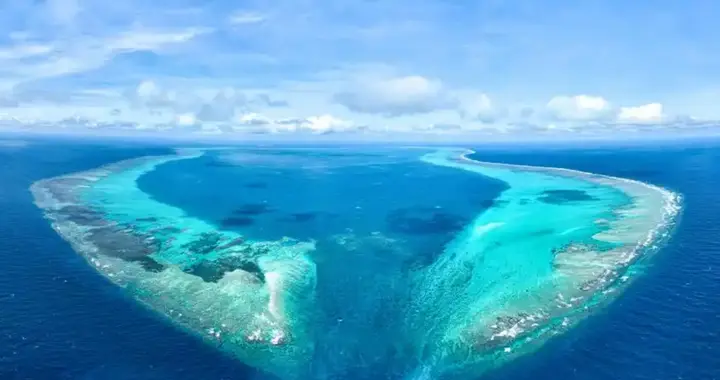 海空同时发出硬核警告，黄岩岛的防护网收紧了！