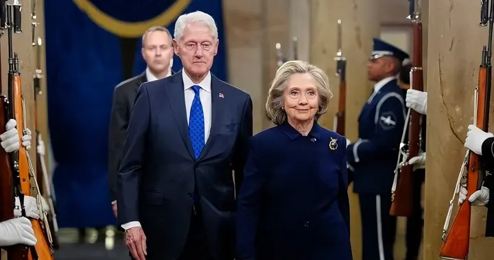 克林顿配合爱泼斯坦案调查？兴师动众走个过场，罪责最终不了了之