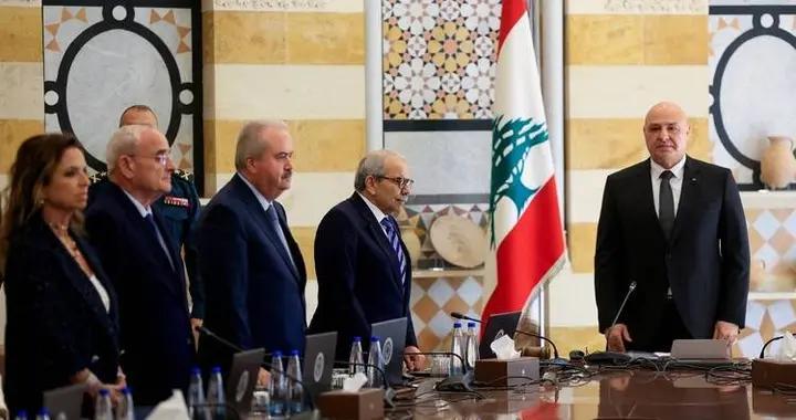 伊朗警告停火红线，黎以再起冲突，30枚火箭弹袭向以方