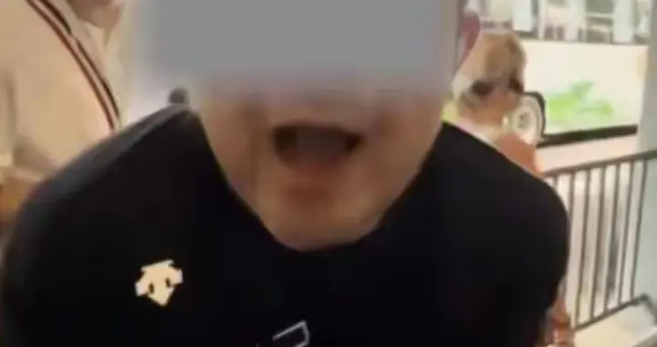导游带外籍游客插队后续！女子劝阻反遭侮辱，嘴脸曝光，道歉敷衍