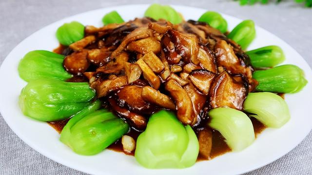 天冷，遇见这菜别手软，堪称“天然钙片”，鲜嫩又营养！太香了
