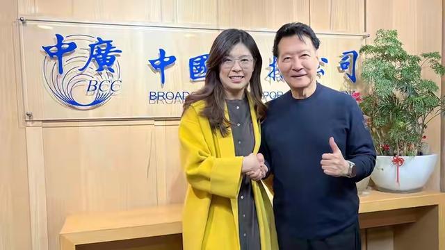 茶余饭后聊几句：赵少康看郑丽文的态度是复