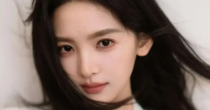 光线三小花内斗：任敏掉队，孙千逆袭，章若楠稳坐光线一姐