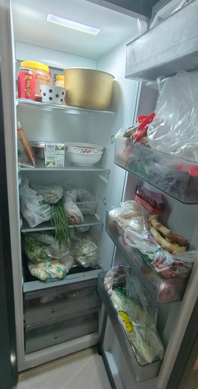 你家冰箱还在当剩菜仓库？这波神操作让新鲜度暴涨300%