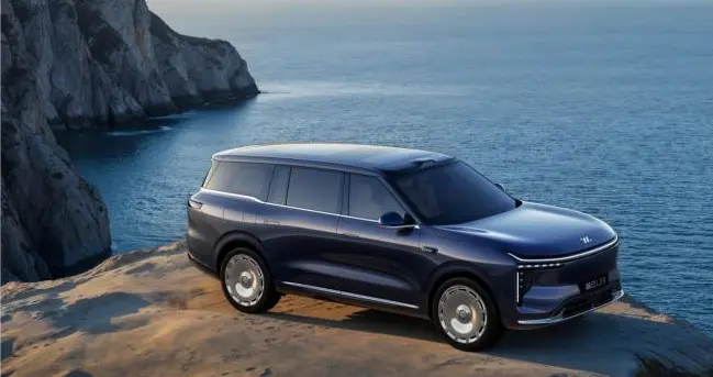 32.28万元限时起售，智己LS9上市，全系只有Ultra！