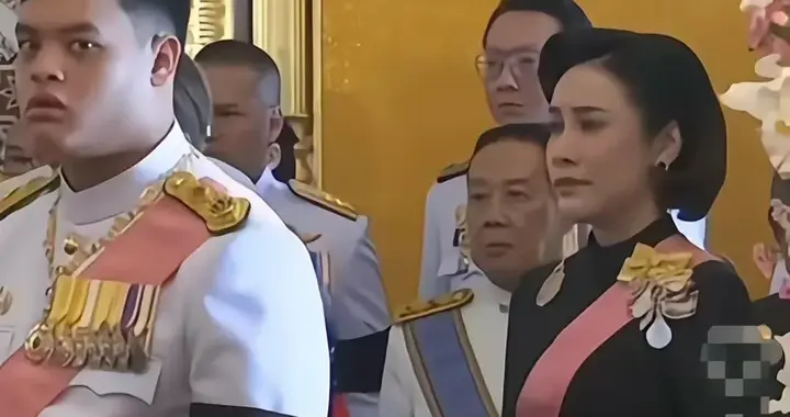 指望不上了！20岁提帮功王子新亮相“目瞪口呆”，泰王必须认命了