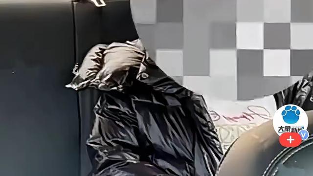 晴空：这父母的做法让人看不下去。  两人