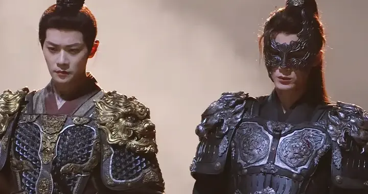 曹骏拉踩《何不同舟渡》里的檀健次，部部营销掀桌，童星滤镜没了