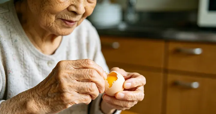 我妈70岁了，还舍不得吃鸡蛋