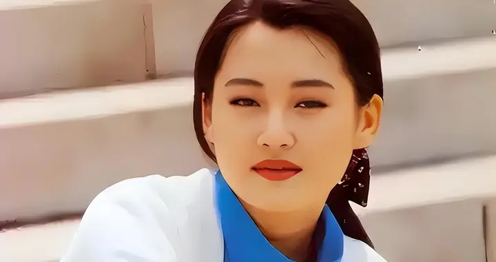 她一生“风流成性、老少通吃”，撩汉无数，现如今56岁却依然单身