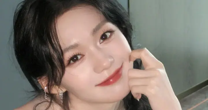 24岁段奥娟，已经一夜飞升能和宋佳齐名了？