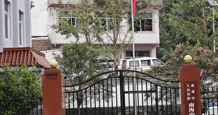 “男子结婚8年3孩均非亲生” 案开庭审理，男方：妻子当庭承认出轨，双方...