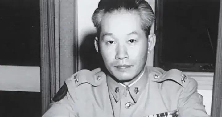 杜聿明晚年谈到孙立人：他不是民族英雄，他就是卖主求荣的小人。