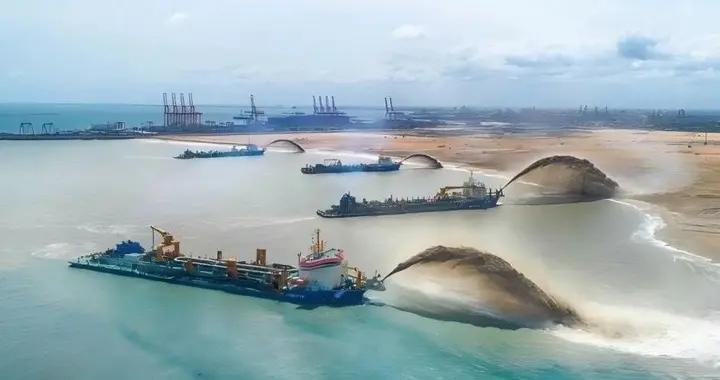 中国在南海大量吹沙造岛，为何始终不吹填黄岩岛？看地图一目了然