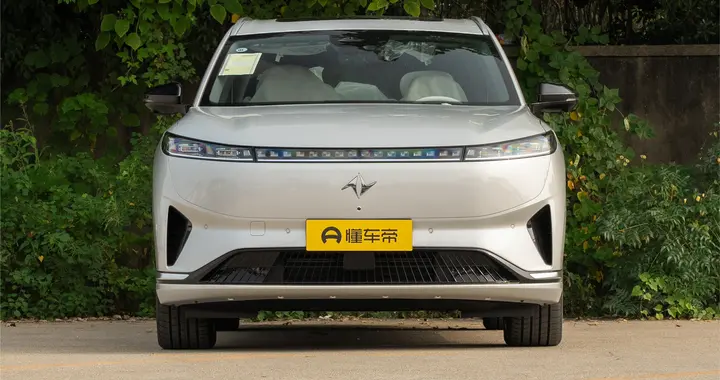 带娃带货都不累！空间大配置全，这款新能源SUV值得一看