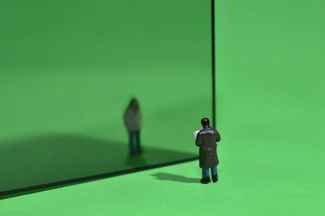 如何初步自判风湿病