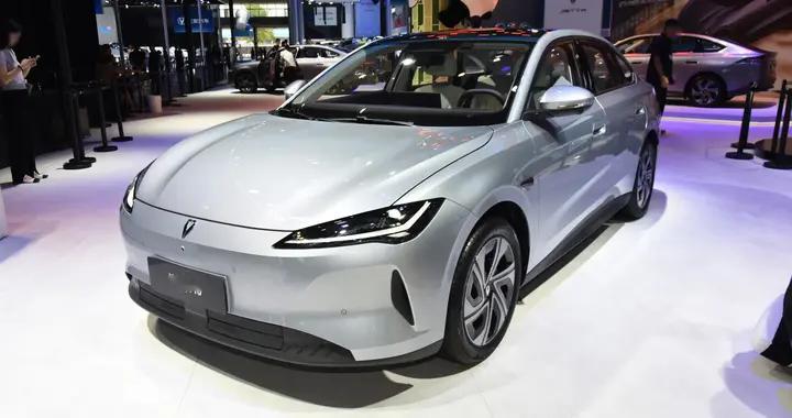 7.98万起，捷达M6三档差价1万，几个版本怎么选？