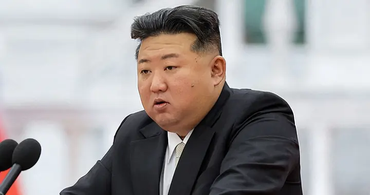 朝鲜也想上桌！普京调转枪口，与金正恩联手，第一把火或先烧日本