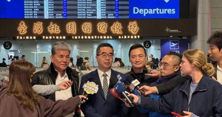 国民党刚抵京郑丽文就收到噩耗，赖清德支持率飙升，萧旭岑亮底牌