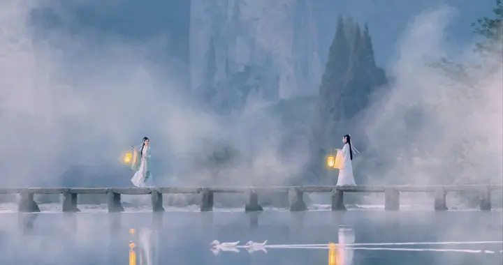 去这座高铁直达的“仙侠小城”：烧饼刚出炉，日子慢得像旧诗