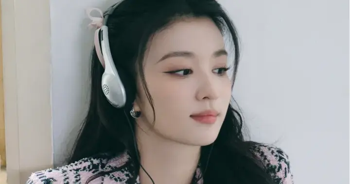 美女壁纸-第5720期-王楚然