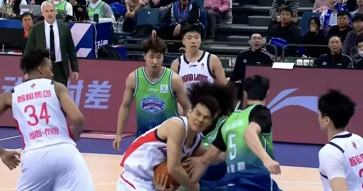 辽宁男篮喜提三连胜！山东天津迎首胜，青岛、江苏吞下三连败