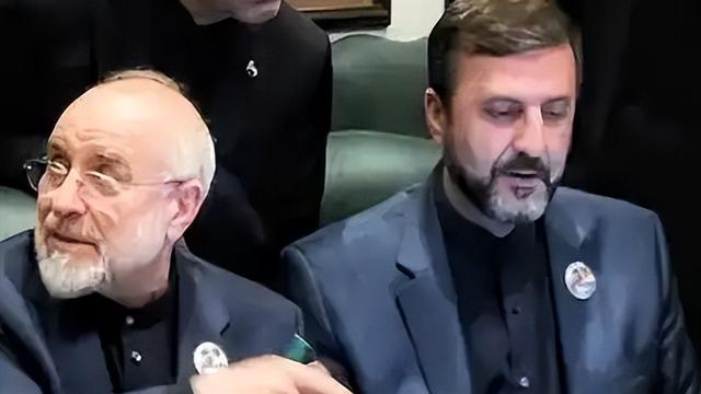 达观君：美伊谈了三轮，谈崩了！  现在离