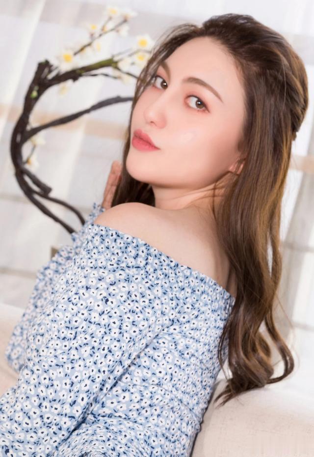 混血美女——伊莉娜
