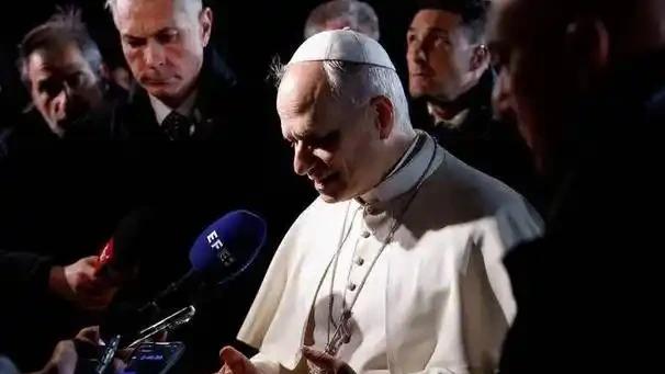 浅陌风尘：特朗普发长文控诉教皇利奥，称利