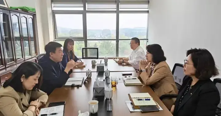 沈阳市政府外办与市食品产业专班举行工作会谈