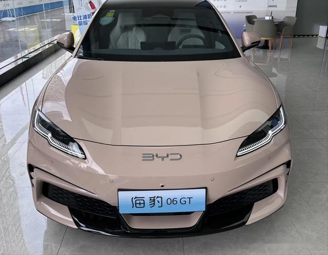 只要13万，比亚迪王炸310kW+4.9秒破百还能续航605km还看啥特斯拉