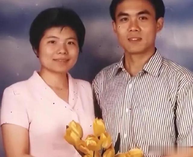02年学霸夫妇生下天才女儿，医生建议去精神病院，现在如何？
