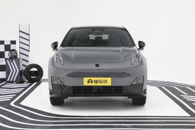 领克上硬菜了！售15.09万，5.3秒破百+400V快充，竞争宋PLUS EV