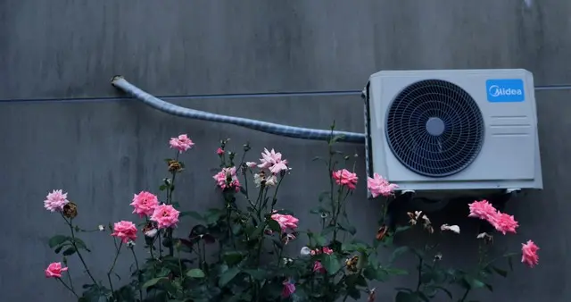 空调“铝代铜”风波：格力缘何坚守？多家企业签署公约有何深意？